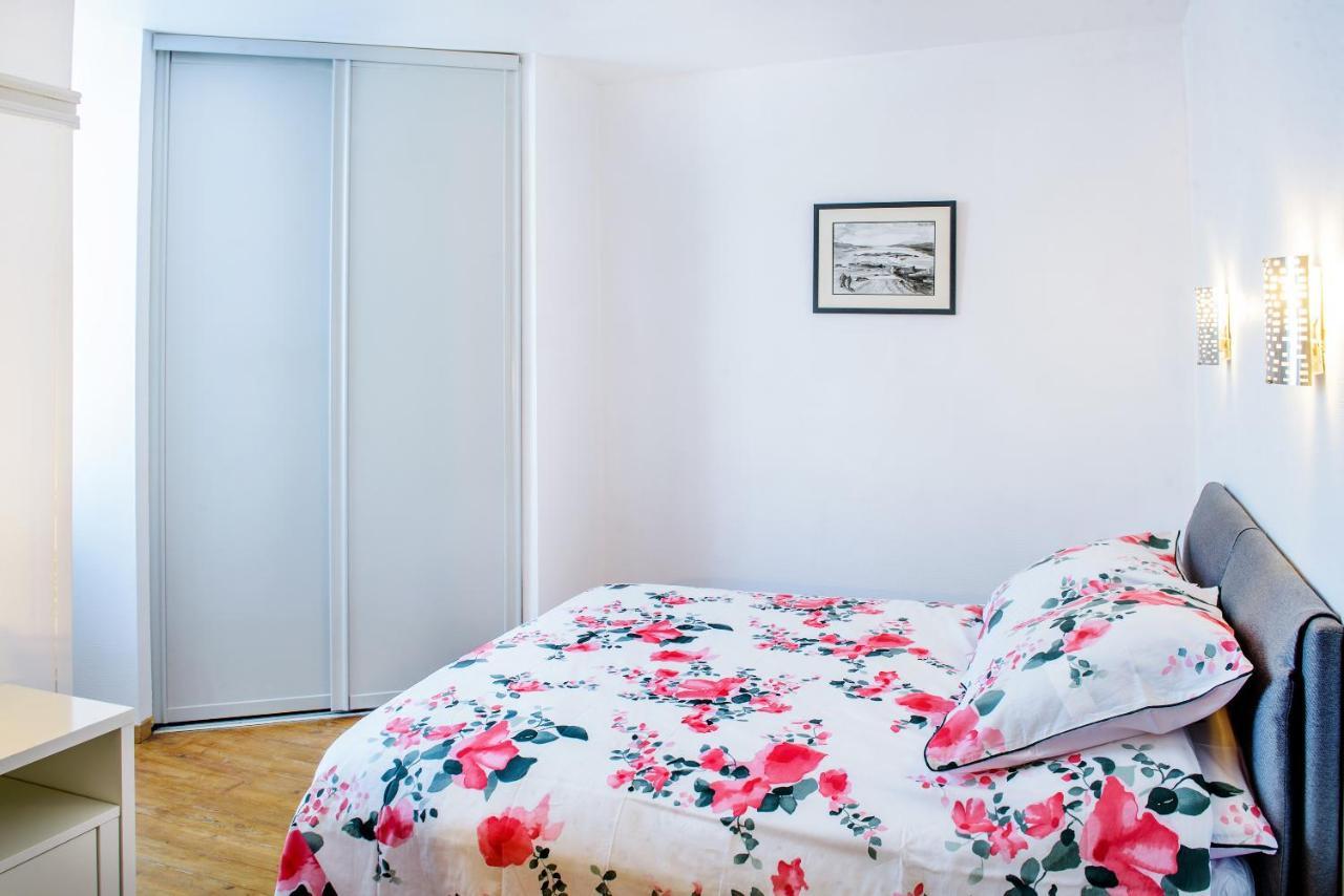 La Sainte Famille Hotel Lourdes Ngoại thất bức ảnh
